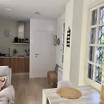 Apartment La Casa De La Brujita With Ac License Ess02999 *