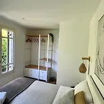 La Casa De La Brujita With Ac License Ess02999 Apartmán