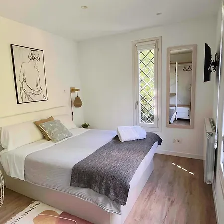 La Casa De La Brujita With Ac License Ess02999 Apartmán *